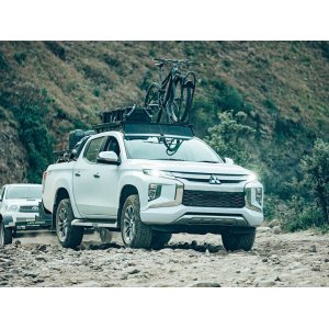 Mitsubishi Triton/L200 / 5th Gen (2015-2023) Slimline II Roof Rack Kit
