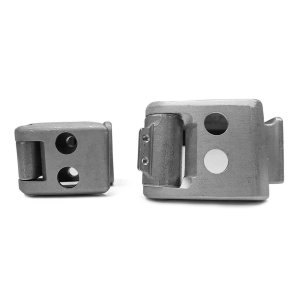 Rear door hinges 180 passenger side Agile Offroad