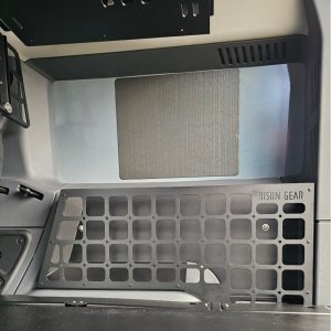 Right cargo basket Bison Gear