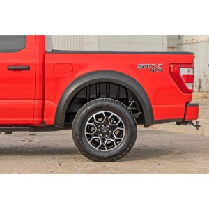 Rear wheel well liners Rough Country