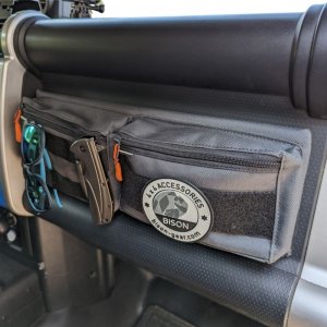 Dash pouch Bison Gear