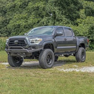 Front steel bumper with skidplate Rough Country