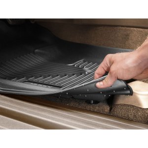Front and rear floor mats Weatherbeater Husky Liners Double Cab