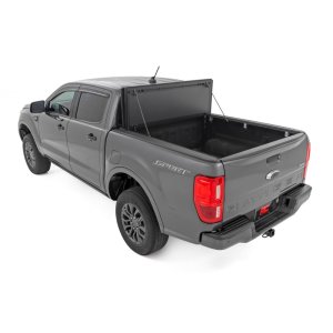 Hard bed cover tri-fold flip up Rough Country 5'