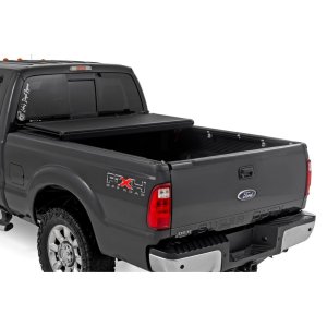 Hard bed cover tri-fold low profile Rough Country 6'10"
