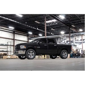 Leveling lift kit Rough Country Lift 2,5"