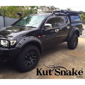 Kut Snake arku paplašinātāji Mitsubishi L200 95 mm