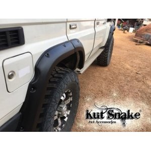 Kut Snake arku paplašinātāji Toyota Land Cruiser 7 series (-2007)